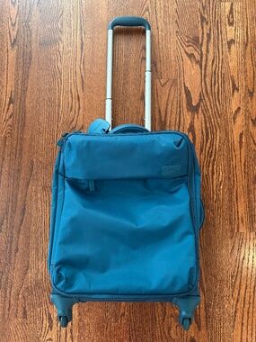 Lipault Plume original carry-on spinner suitcase, color: teal